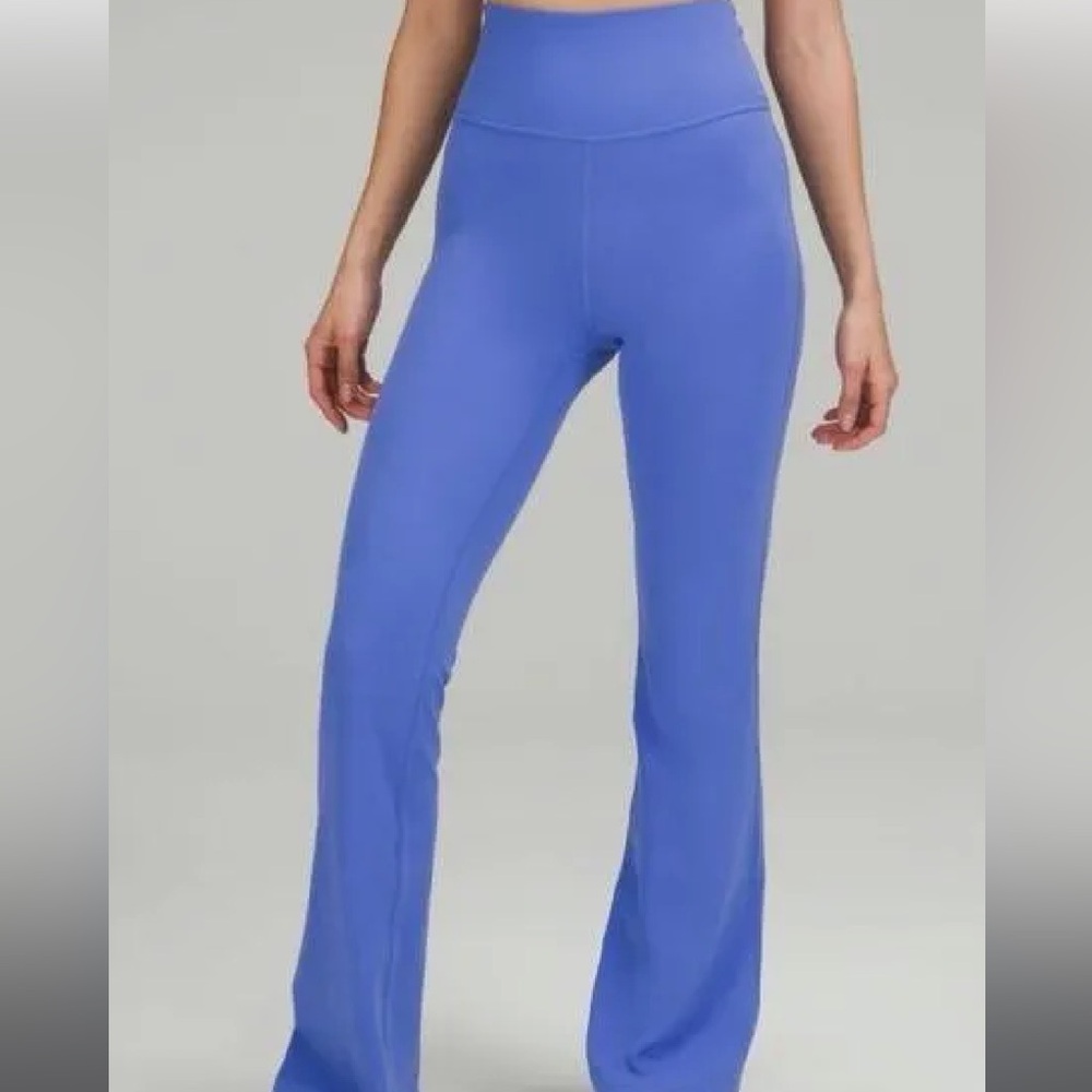 NWOT Lululemon Groove Super-High-Rise Flared Pant